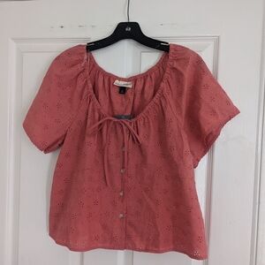 Universal Thread Rose Eyelet Button-Front Peasant Top